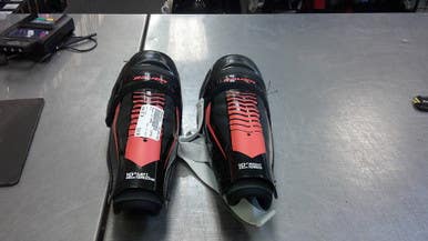 Used Bauer LIL SPORT Youth Shin Guards Black 10" 11339-S000196323