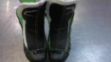 Used Bauer XLS Junior Hockey Skate Junior 02 11339-S000196311
