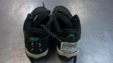 Used Under Armour CLEATS BB/SB Cleats Black Youth 11.0 11339-S000196394