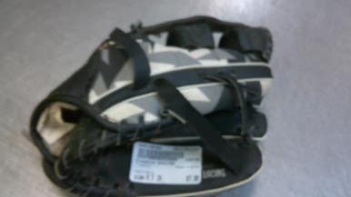 Used Franklin DIGITEK BB/SB Glove RH Throw Black 9 1/2" 11339-S000196392