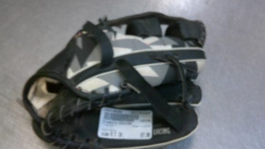Used Franklin DIGITEK BB/SB Glove RH Throw Black 9 1/2" 11339-S000196392