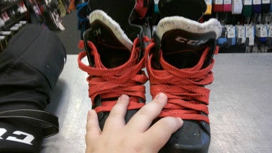 Used CCM FT340 Junior Hockey Skate Junior 02 11339-S000195875