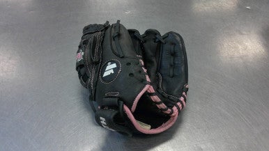 Used Worth STORM RH Throw Fastpitch Gloves Black 11" 11339-S000194786
