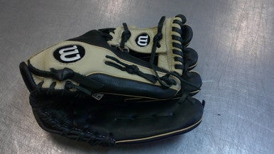 Used Wilson GLOVE BB/SB Glove RH Throw Tan 11 1/2" 11339-S000194599