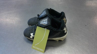 Used Under Armour BASEBALL BB/SB Cleats Black Youth 11.0 11339-S000193469