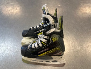 Used Bauer VAPOR X4 Youth Hockey Skate Youth 11.0 11339-S000192403