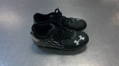 Used Under Armour Soccer Cleats Black Youth 12.0 11339-S000194052