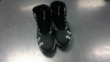 Used Under Armour Jr FB Cleats Black Junior 04.5 11339-S000193920