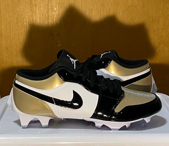 NEW Jordan 1 low cleat size 9