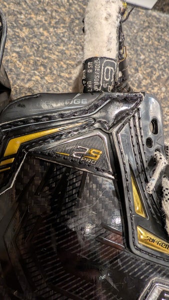 Bauer Supreme 2S Pro Hockey Skates Regular Width 6.5 (Used)