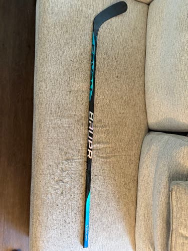 Senior Bauer Nexus Sync Right Handed Hockey Stick P92 87 Flex (Used)