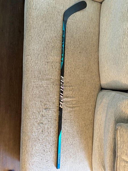 Senior Bauer Nexus Sync Right Handed Hockey Stick P92 87 Flex (Used)