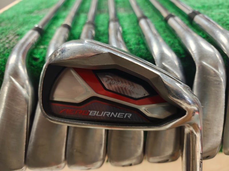 Taylormade Aerorburner HL Golf Iron Set 4-PW,AW Regular Flex Steel Shaft
