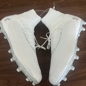 UA Highlight 2 MC Football Cleats White/ Silver Mens Size 11 3027303-100 NEW