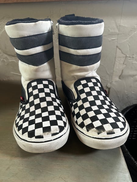 Black Unisex Size M 6.5 (W 7.5) Youth Vans Boots (Used)