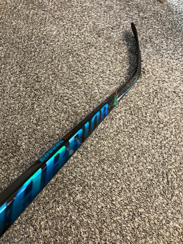 Youth Warrior Covert Deluxe Pro Hockey Stick Right Handed W28 | 20 Flex (New)