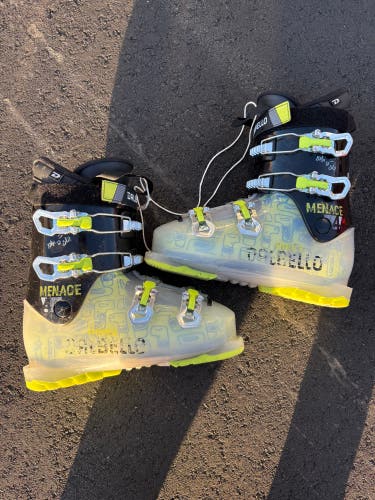 Dalbello Menace 4 Ski Boots | Mondo 23.5, 289mm (Used)
