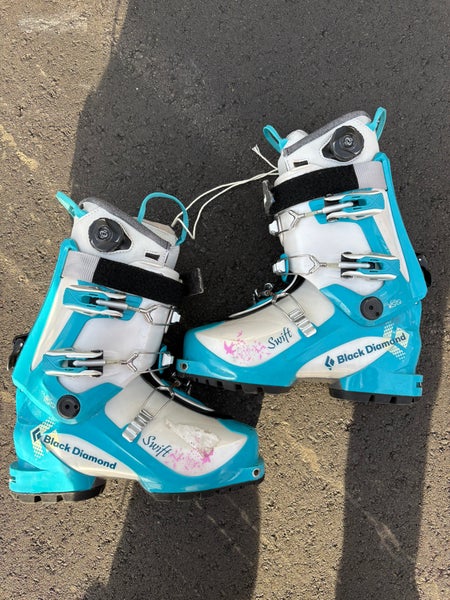 Women's Black Diamond Swift BOA Ski Boots | Mondo 23 & 23.5, 270mm (Used)