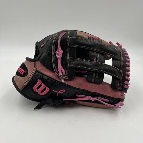 Wilson A2000 1799 12.75 Outfield Baseball Glove