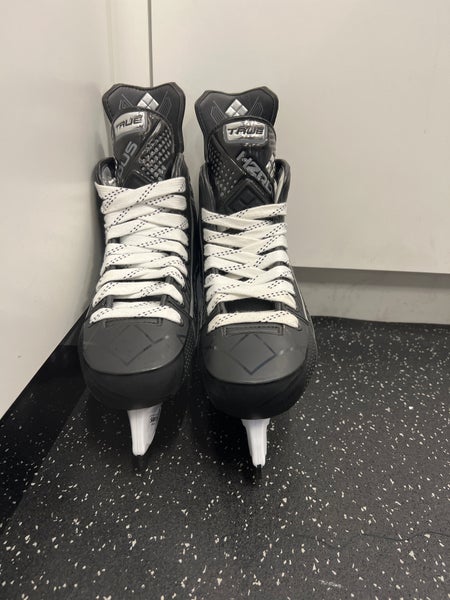 True Hzrdus Pro Hockey Skates 7.5