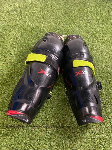 Intermediate Bauer Vapor X2.9 Shin Pads 13" (Used)