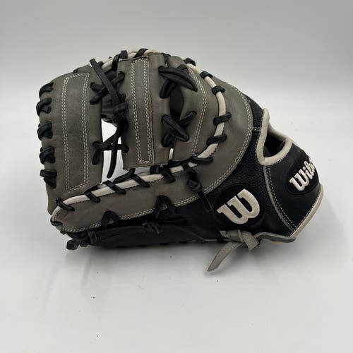 Wilson A2000 1617 12.5 Lefty First Base Mitt Baseball Glove
