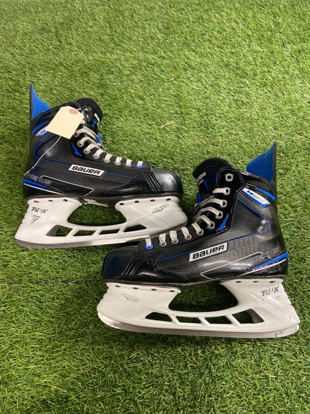 Senior Bauer Nexus N2900 Hockey Skates Regular Width 10 (Used)