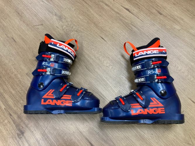 Mondo 22 & 22.5 Kid's Lange RSJ 65 Ski Boots (Used)