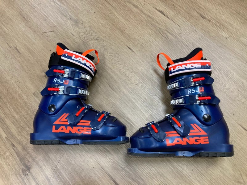 Mondo 22 & 22.5 Kid's Lange RSJ 65 Ski Boots (Used)