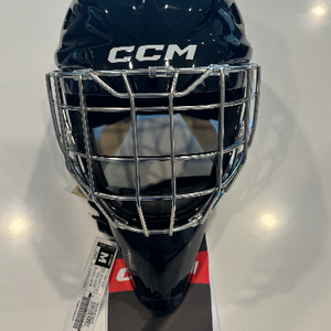 CCM Axis F9 Goalie Helmet & Cage Medium (New)