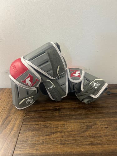 Newberry Maverik Max Arm Pads (Used)