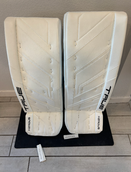 True HZRDUS 7X4 Goalie Leg Pads 33+2 (New)