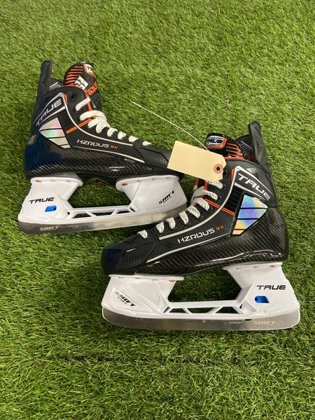 Senior True HZRDUS 9X Hockey Skates Regular Width 7.5 (New)
