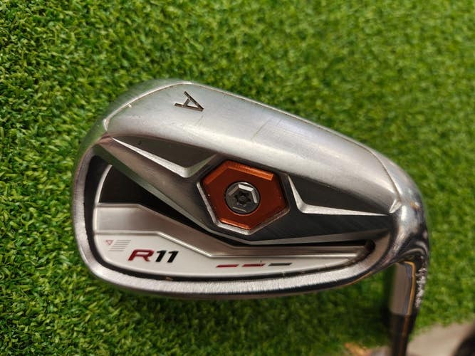 Taylormade R11 Approach Gap Wedge AW Graphite Shaft Regular Flex