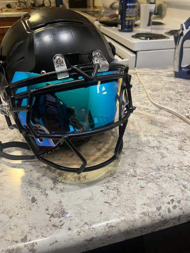 Adult Medium Schutt F7 VTD Helmet (Used)