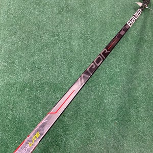 Intermediate Bauer Vapor Hyperlite Hockey Stick Left Hand P92 65 Flex (Used)