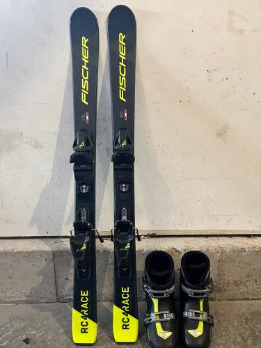 2022 Fischer RC4 World Cup GS Junior 110 cm Skis With Bindings and boots