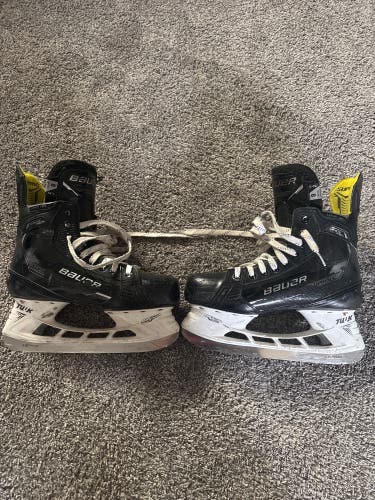Bauer Supreme Ignite Pro+ Hockey Skates Regular Width 8 (Used)