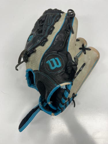 Wilson Aura RH Infield Baseball Glove 12.5" (Used)