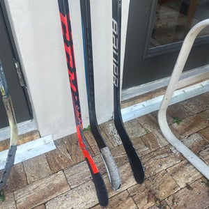 Junior Bauer Vapor Hyperlite 2 Left Hand Hockey Stick P28 50 Flex (Used)