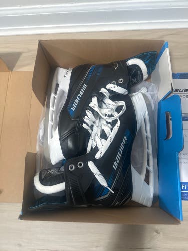 Bauer X Hockey Skates Extra Wide Width Size 5 (New) with Bauer Skate Orthotics