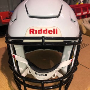 USED RIDDELL FLEX ADULT HELMET - LARGE - METALLIC WHIITE