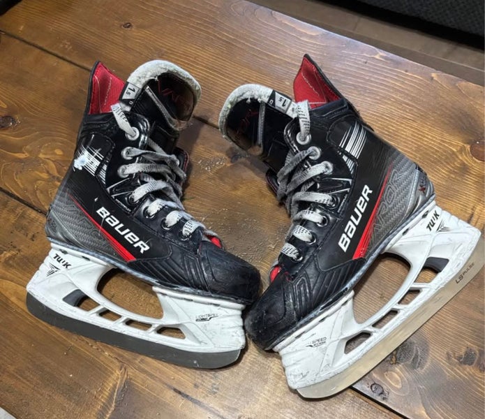 Bauer LTX Pro+ Hockey Skates Regular Width Size 1.5 (Used)
