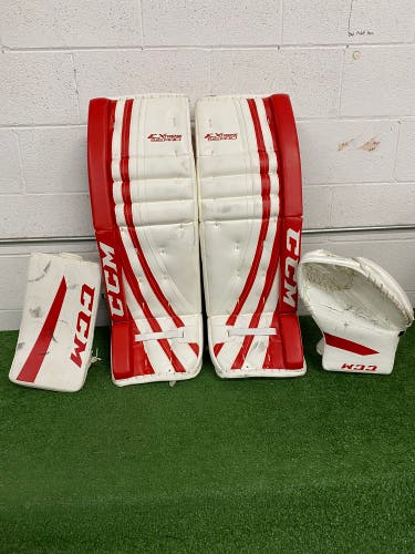 White 33" Senior CCM Extreme Flex Pro Goalie Full Set Regular (Used)