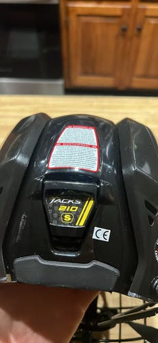 CCM Tacks 210  Helmet