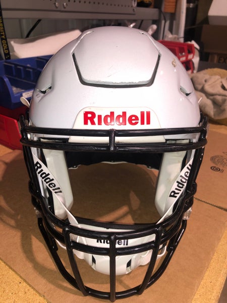 USED RIDDELL FLEX ADULT HELMET - MEDIUM - METALLIC WHIITE