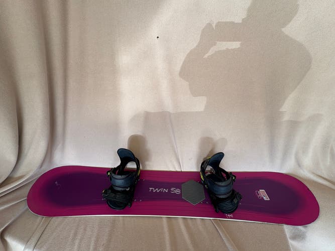 Unisex Burton Twin 58 Snowboard 155CM All Mountain With Bindings True Twin (Used)