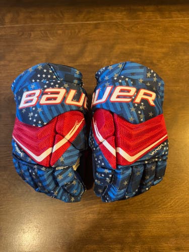 Bauer USA Red/White/Blue Vapor X Gloves 14" (New)