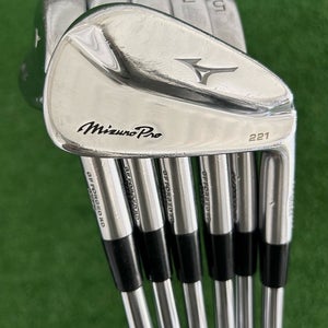 Mizuno Pro 221 Forged Iron Set 5-P / Dynamic Gold 120 Stiff