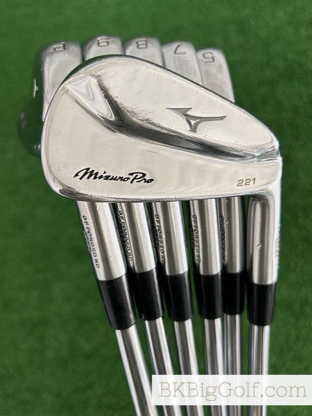 Mizuno Pro 221 Forged Iron Set 5-P / Dynamic Gold 120 Stiff